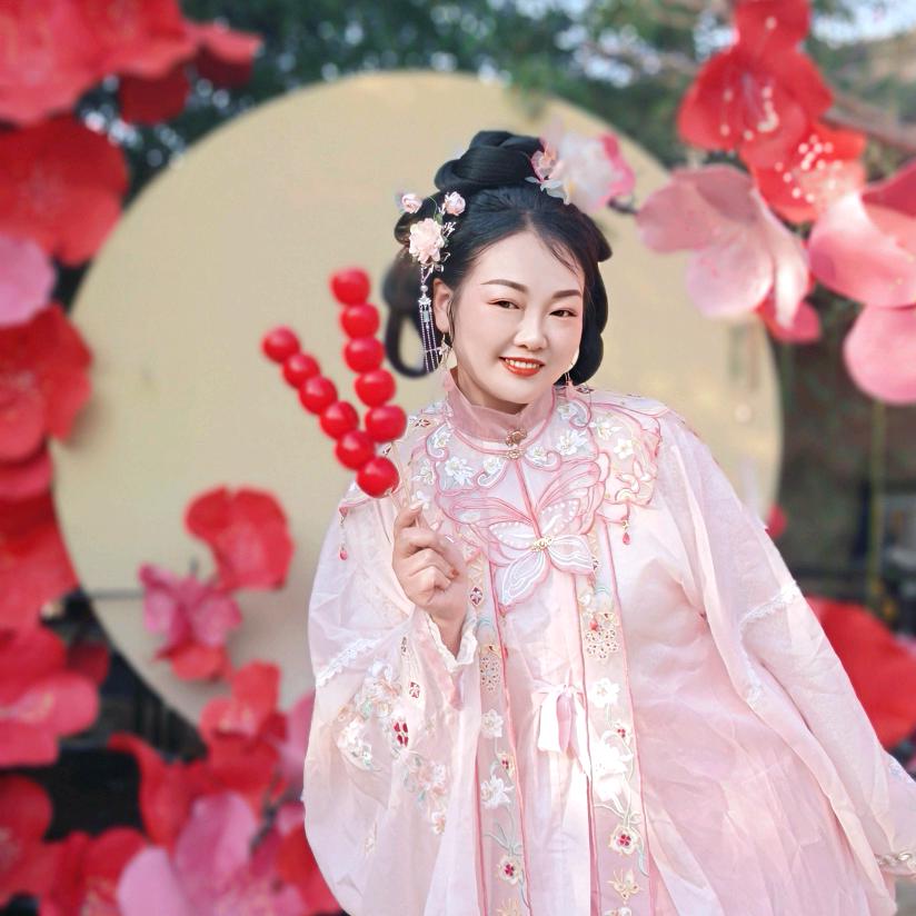 ྀི❣️芳来解心结❣️ྀི