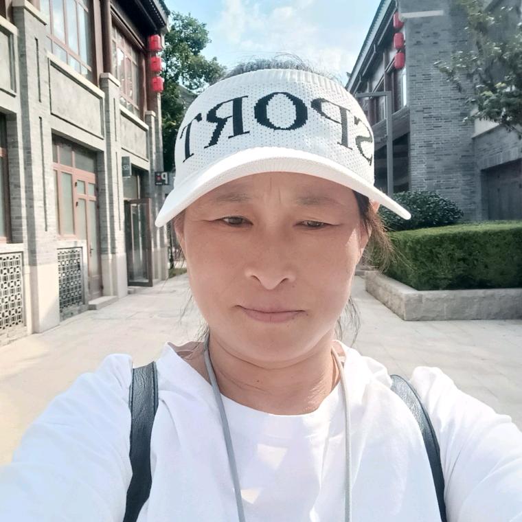 小红