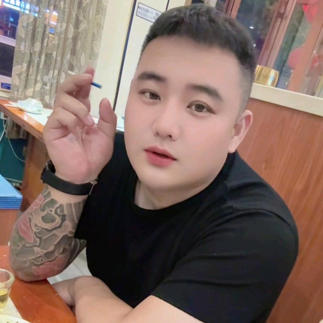 - 製片人