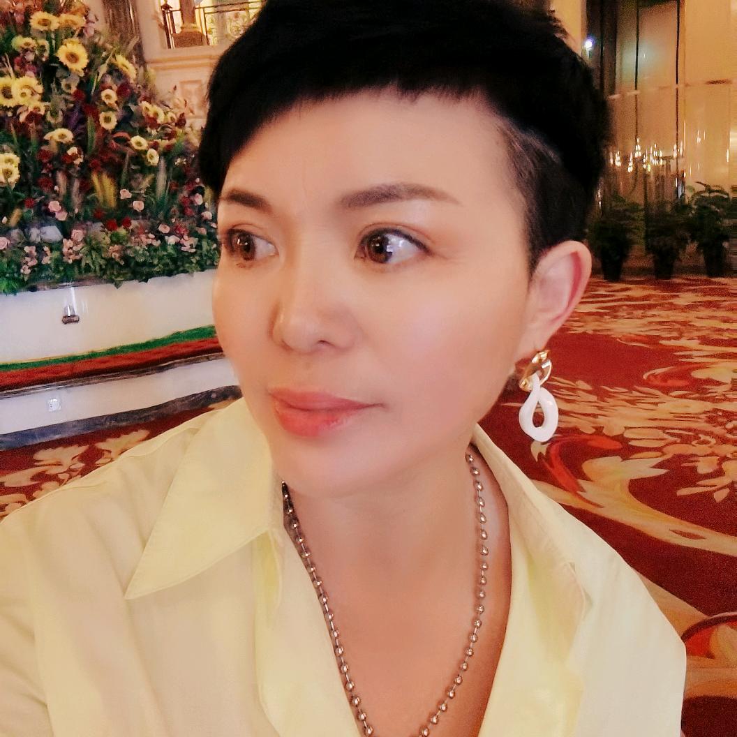 英姐💫💫💫