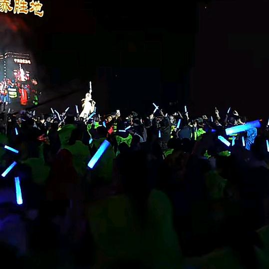 比比