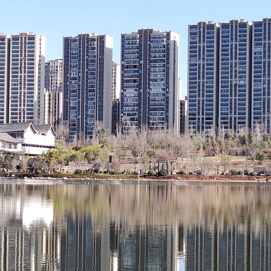 平平淡淡