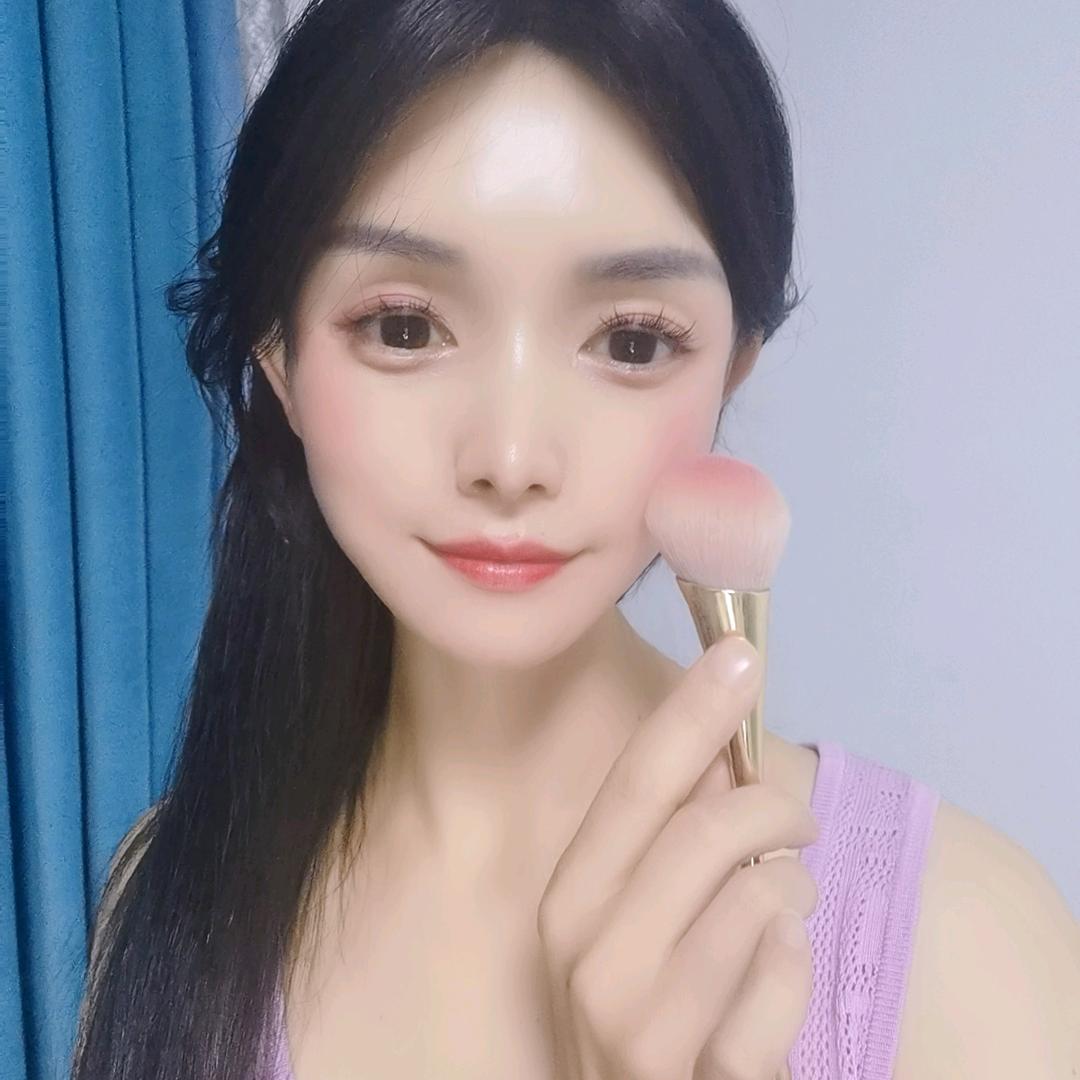 柒三岁