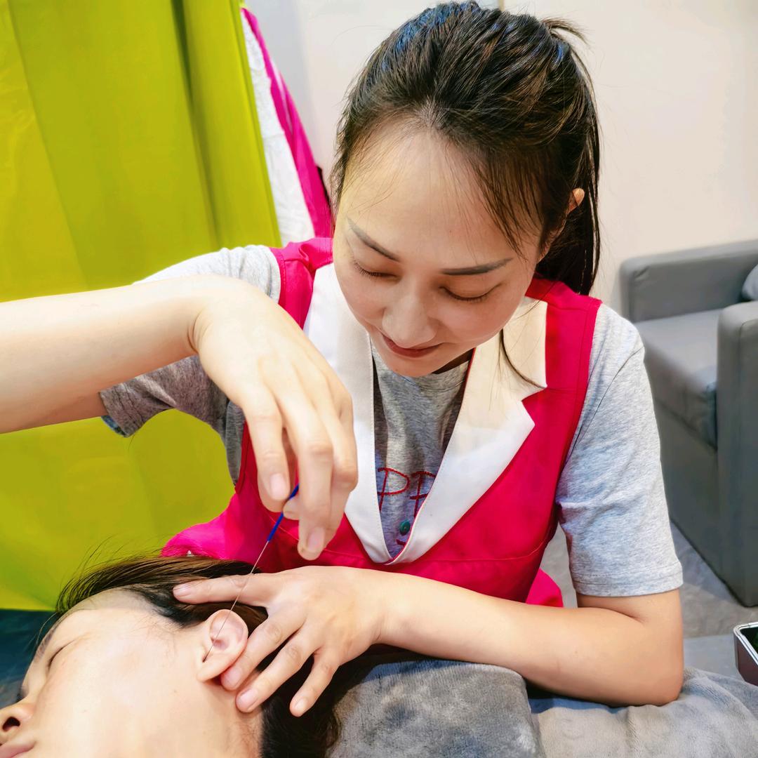 乐乐耳艺清洁屋（可视采耳）