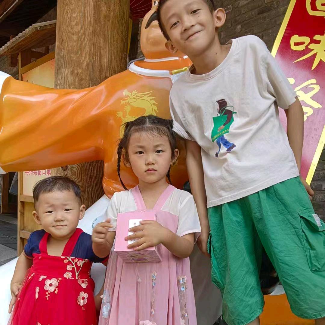 单亲妈妈（欢欢）