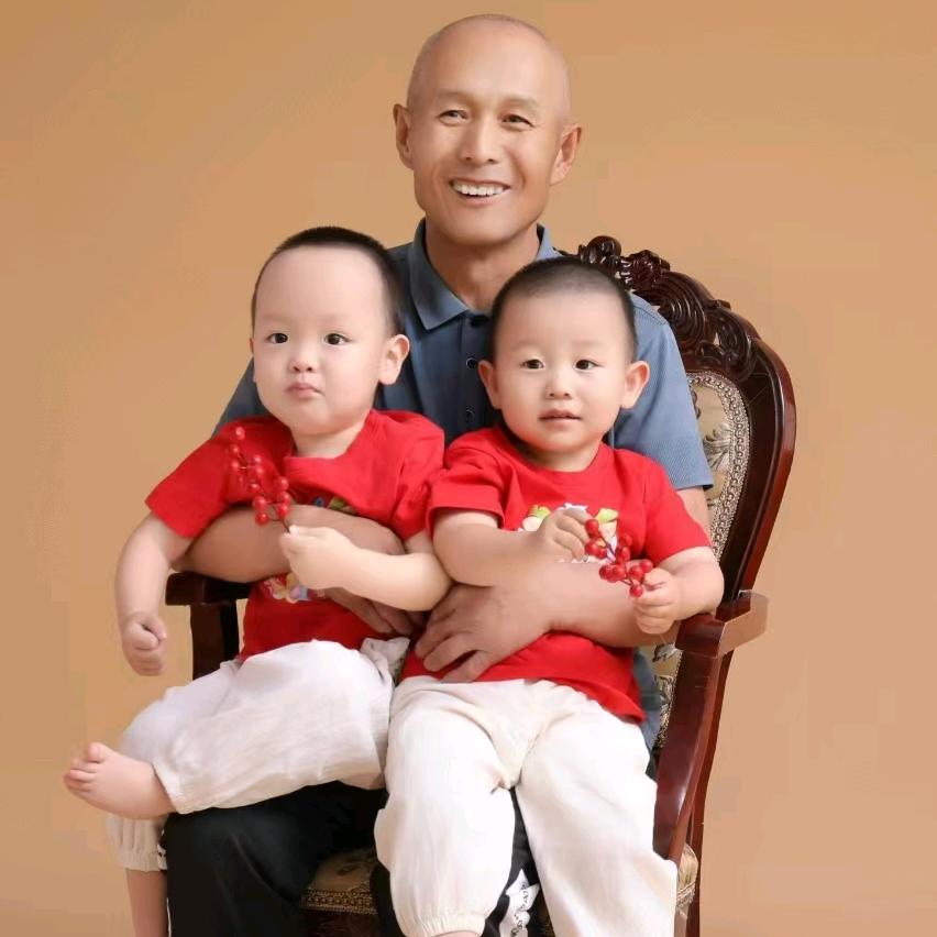 孩儿的姥姥