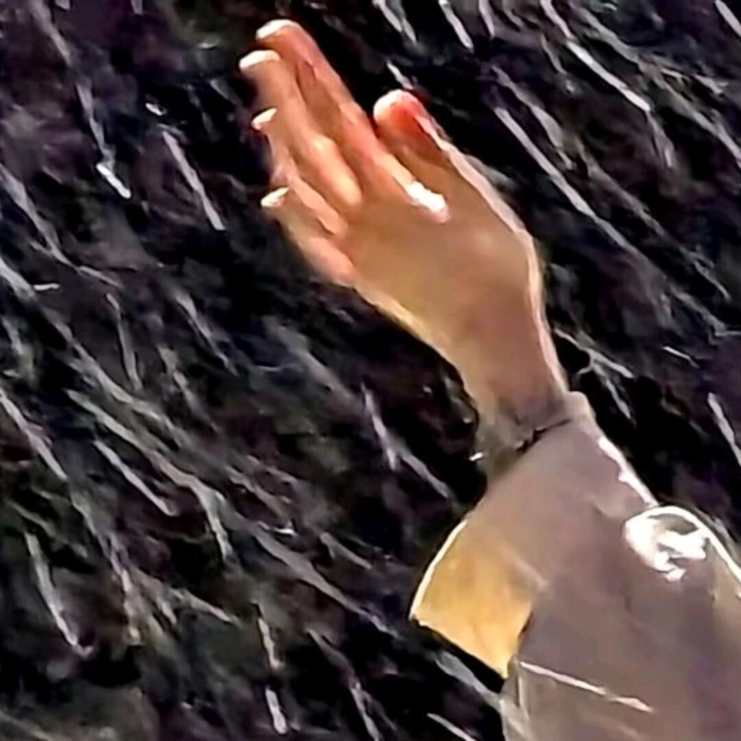 非羽（见过深深版哈哈哈哈哈）
