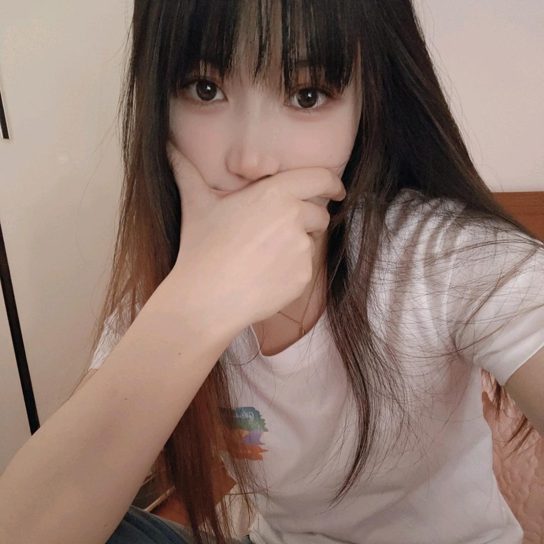 是草莓酱吖
