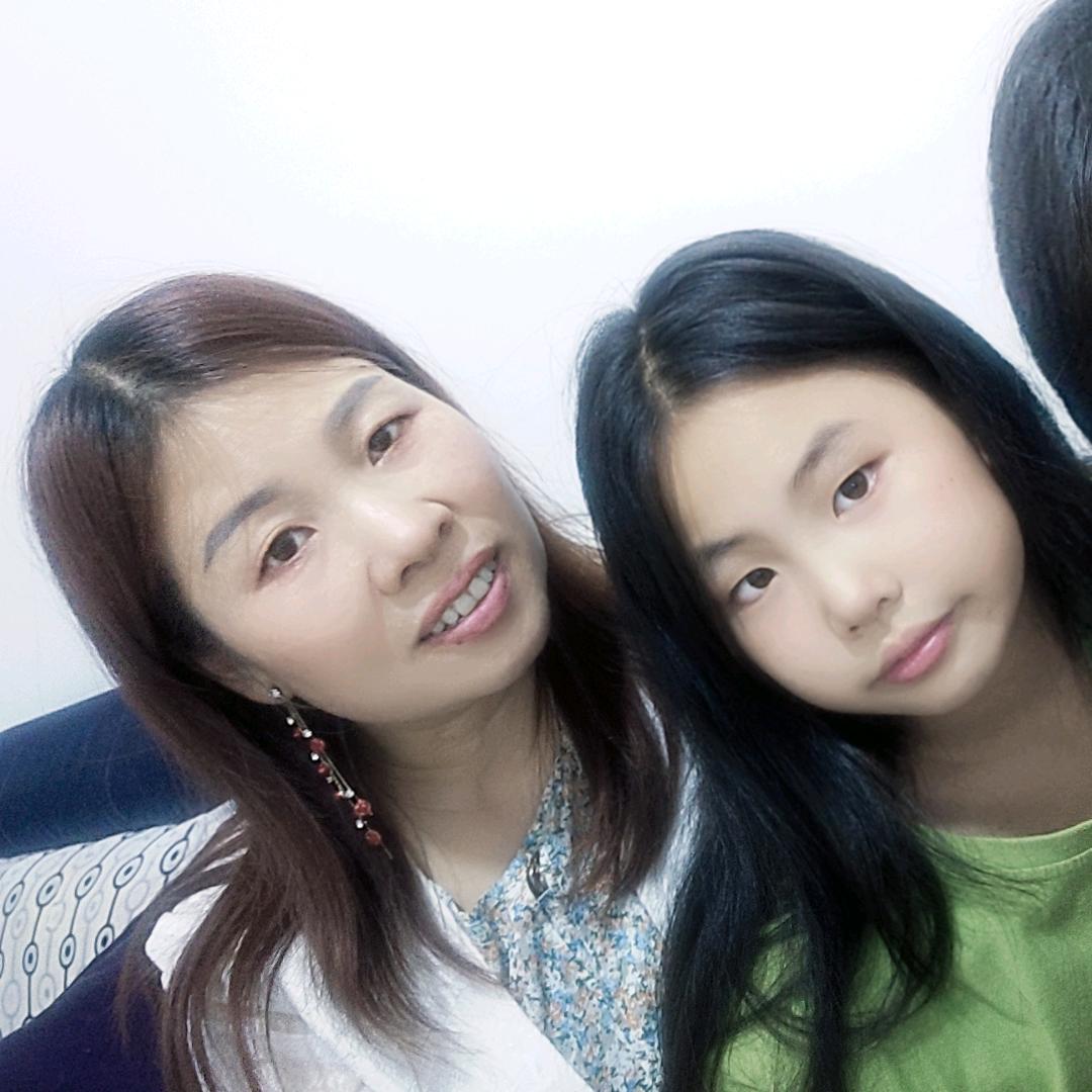 李伶(曲靖梦想家窗帘工厂直营店)