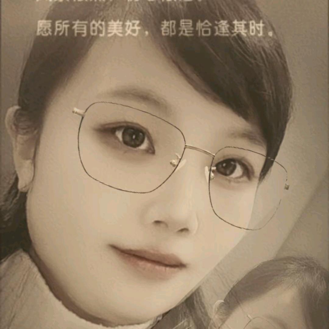 爱笑一定很美