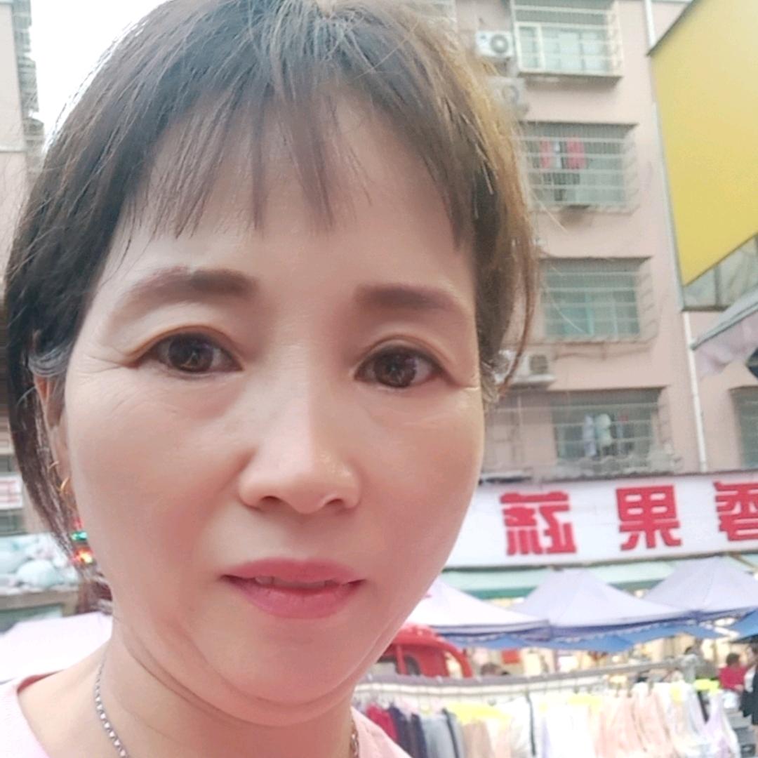 <自由快乐大号每晚八点六分开直播