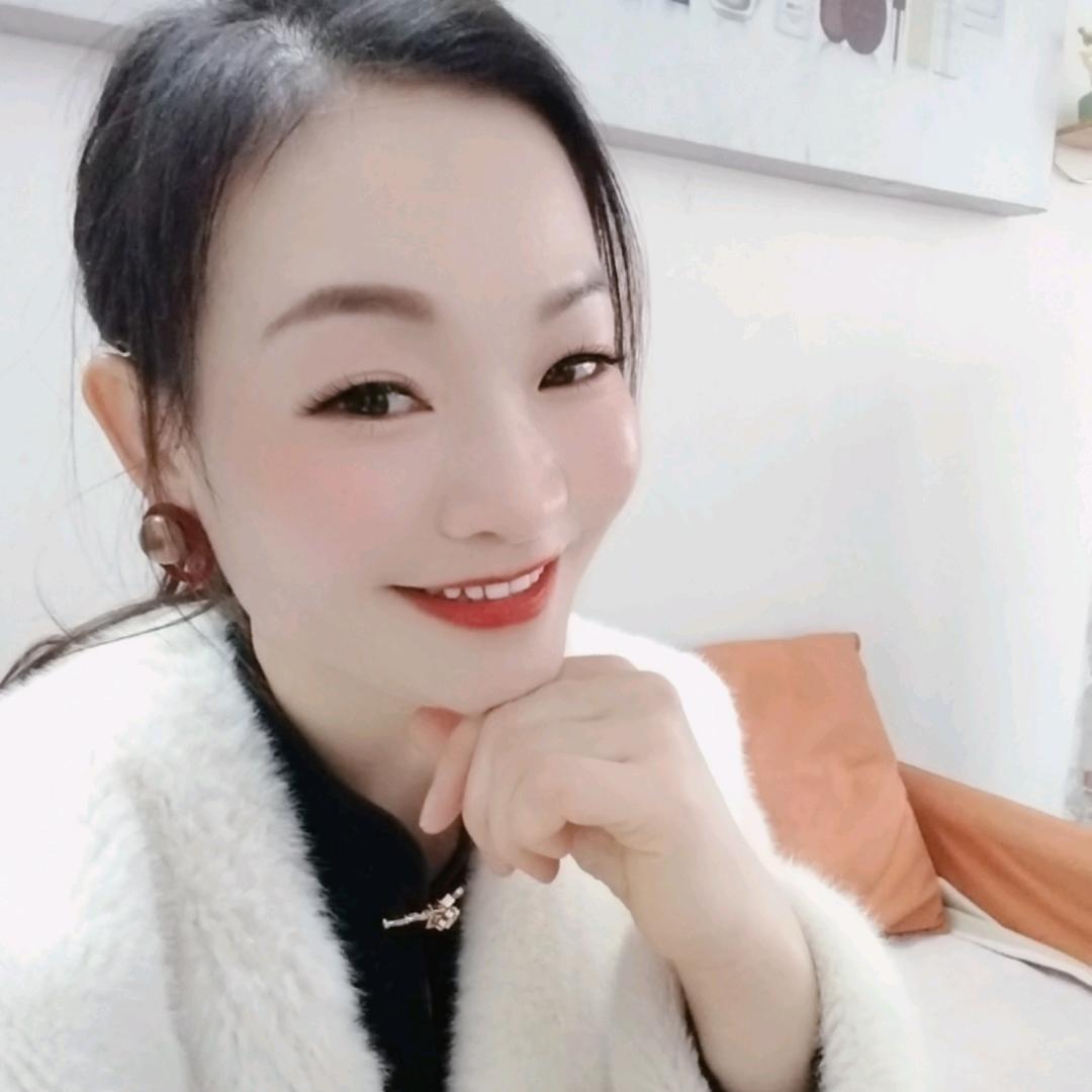 苹苹【轻奢世家】全国招加盟