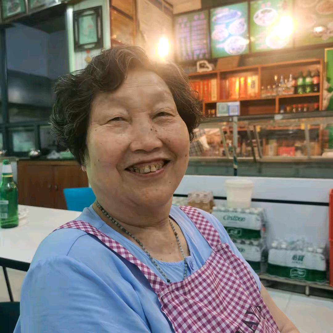 郑州八一八烩面王姐