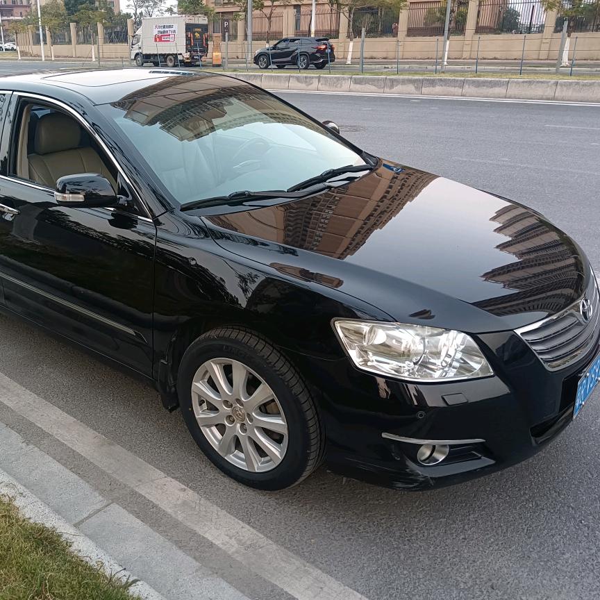 在花都开广告店的小严