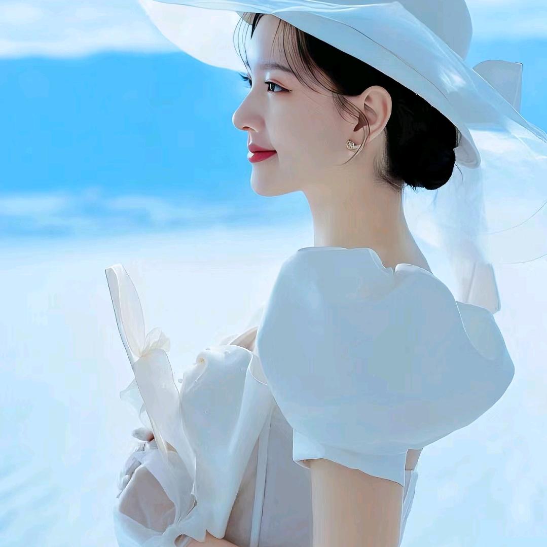 ୧⍤⃝🌴红红