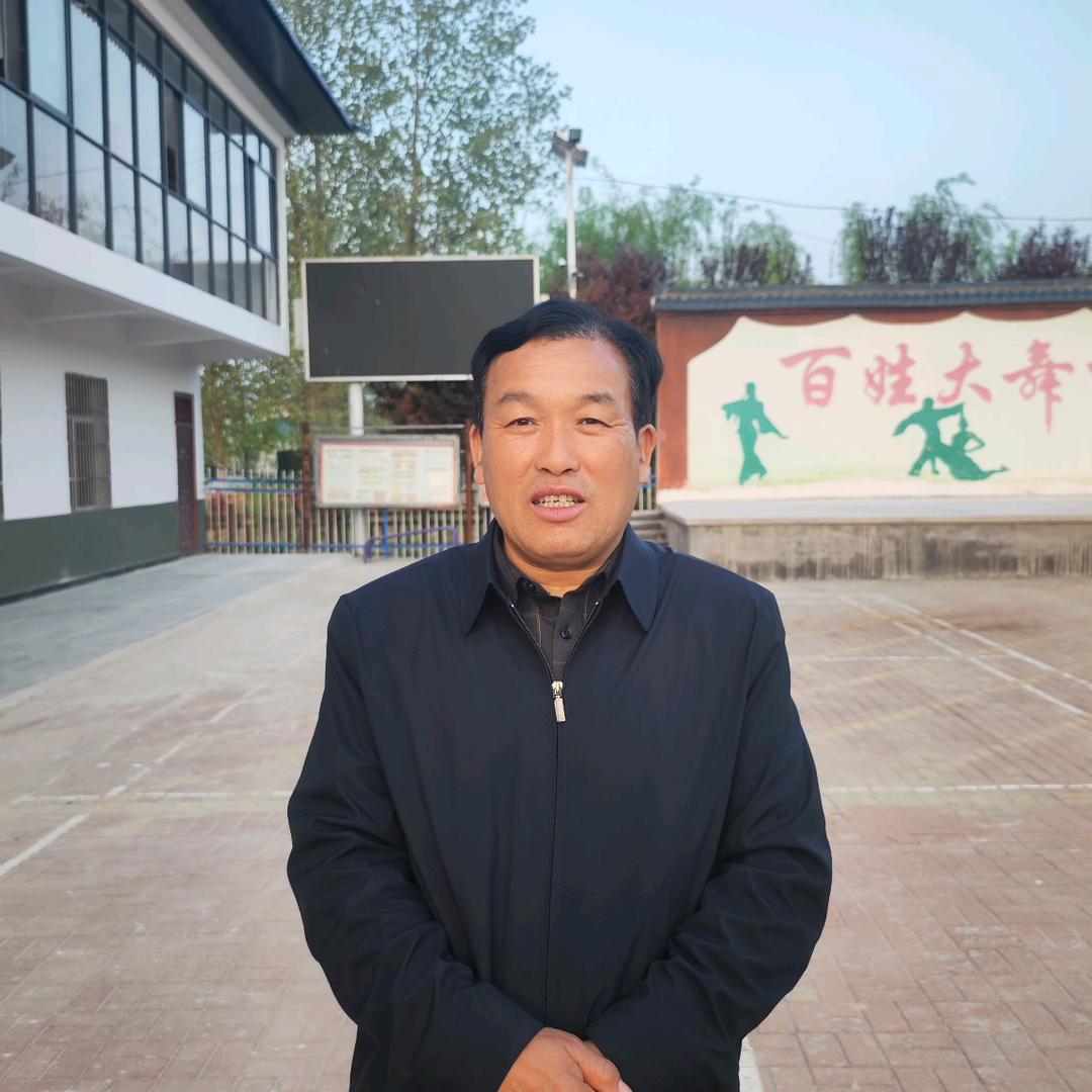 砂坝村刘书记