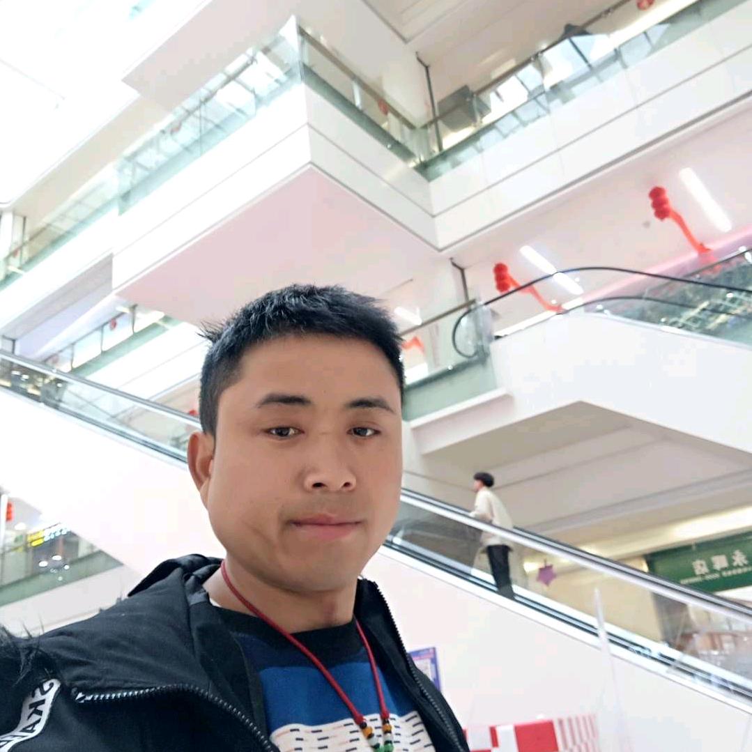 云南小二哥抖音二号