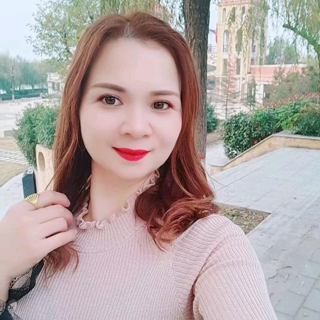 玫瑰时尚穿搭