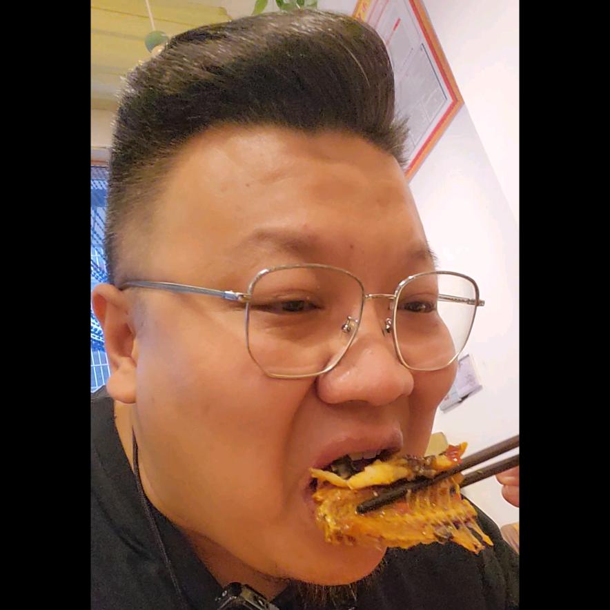 小胖哥嘎嘎香（减肥中）