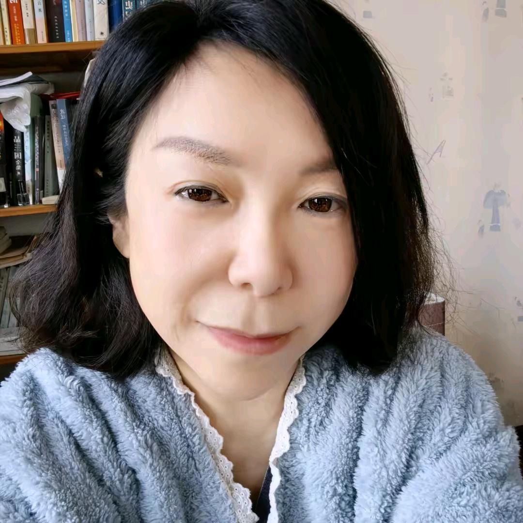 奕文小号D（大号每天晚上8点10分开播）