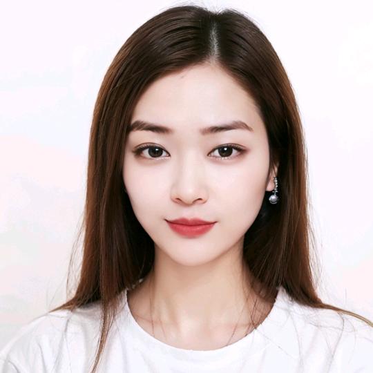 陕西一姐💫  (晚上9:39直播)