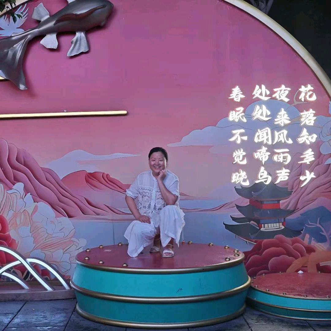 古井镇钟梅服饰