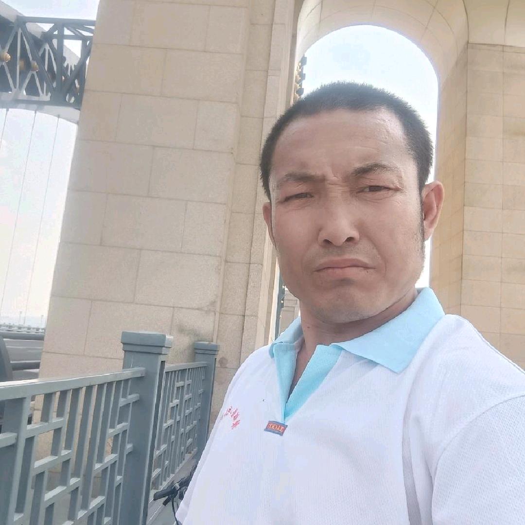 冯小岗