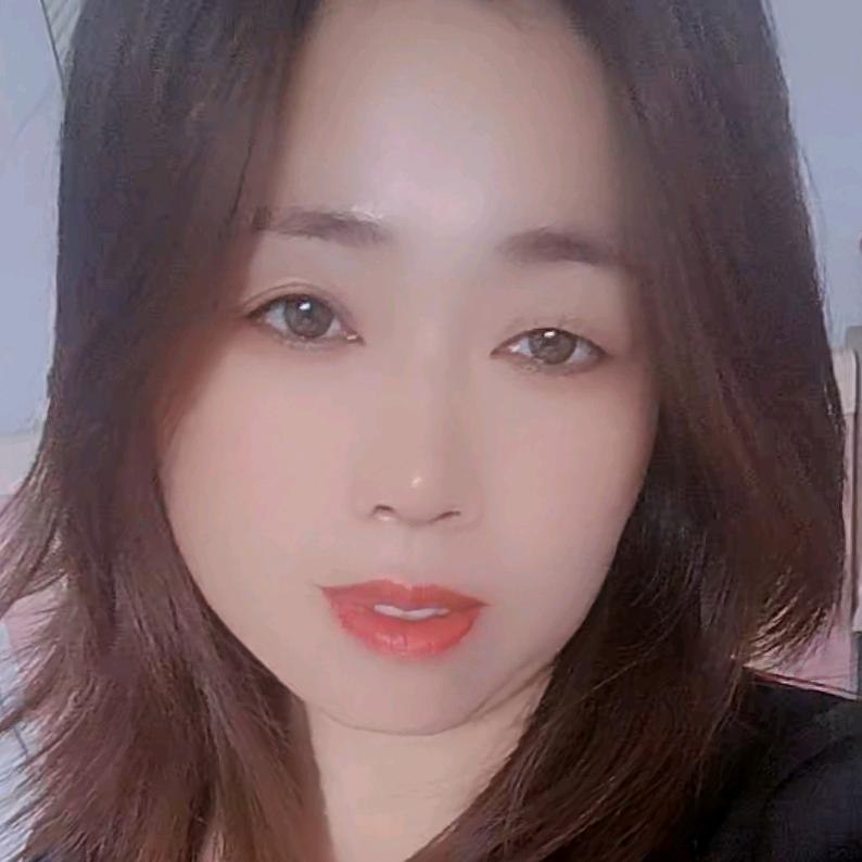 依依瑞瑞的奶奶🌺