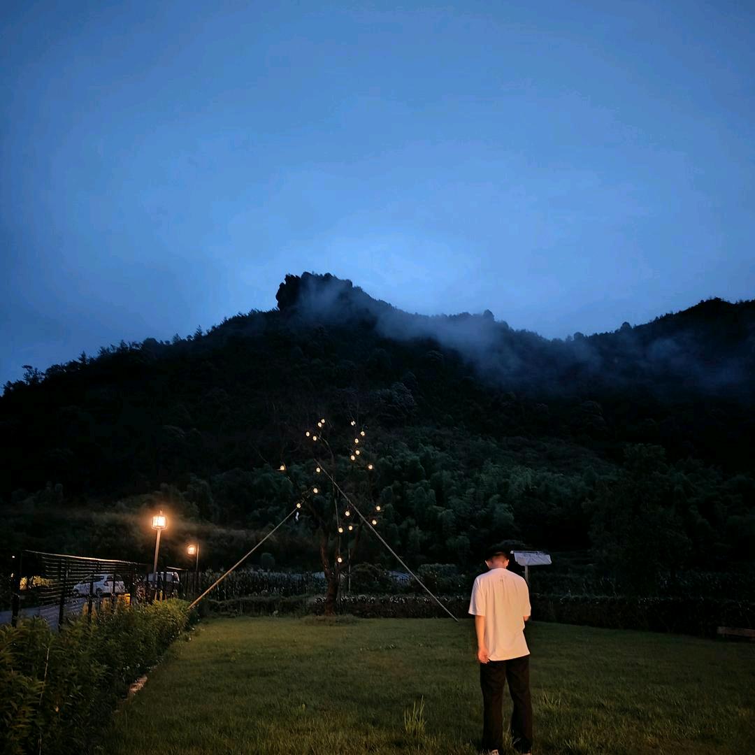 波比差点跳