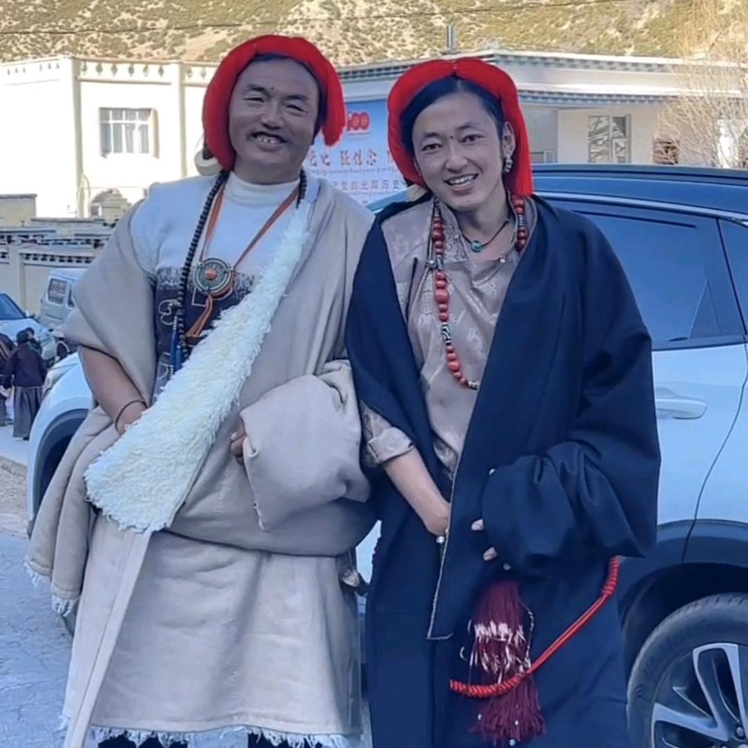 芒康格桑加措