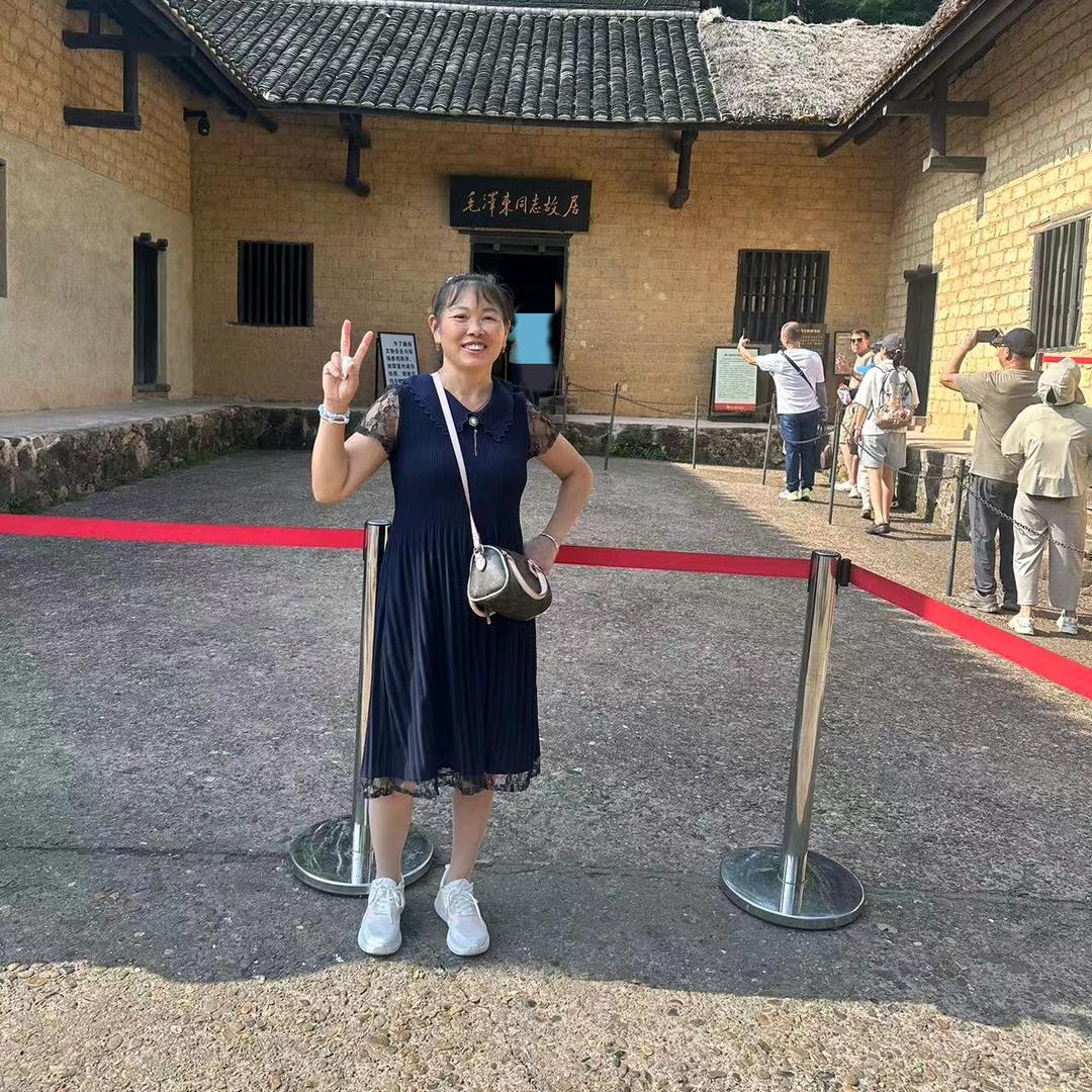 凤妹（晚上18点00开播)