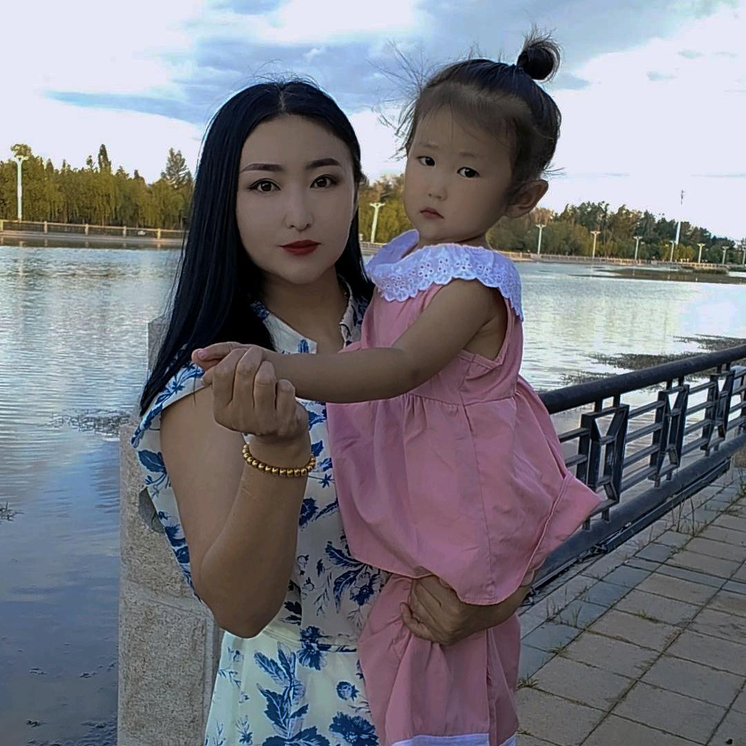 艾丽娜妈妈