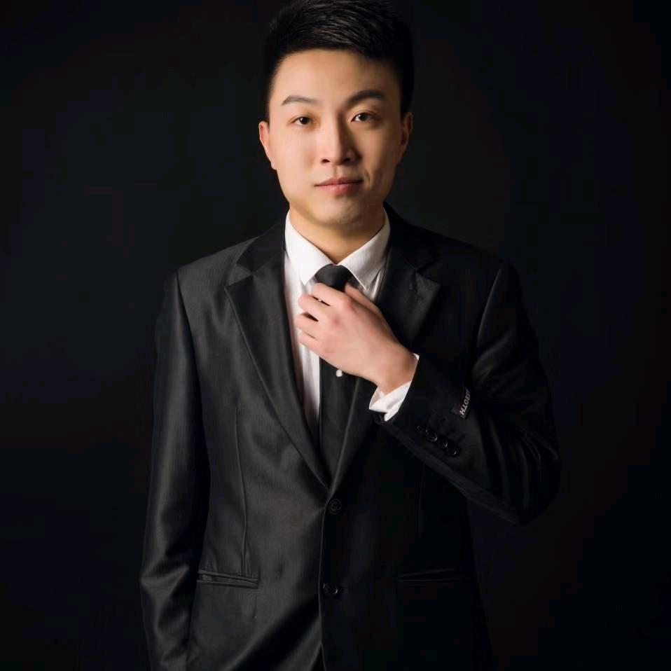 Lawyer 震