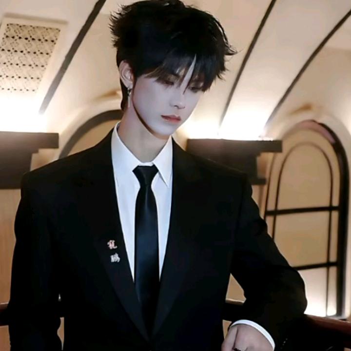 🦋ᦗᩚ鹏᭄哥ཀ໊ృ༊