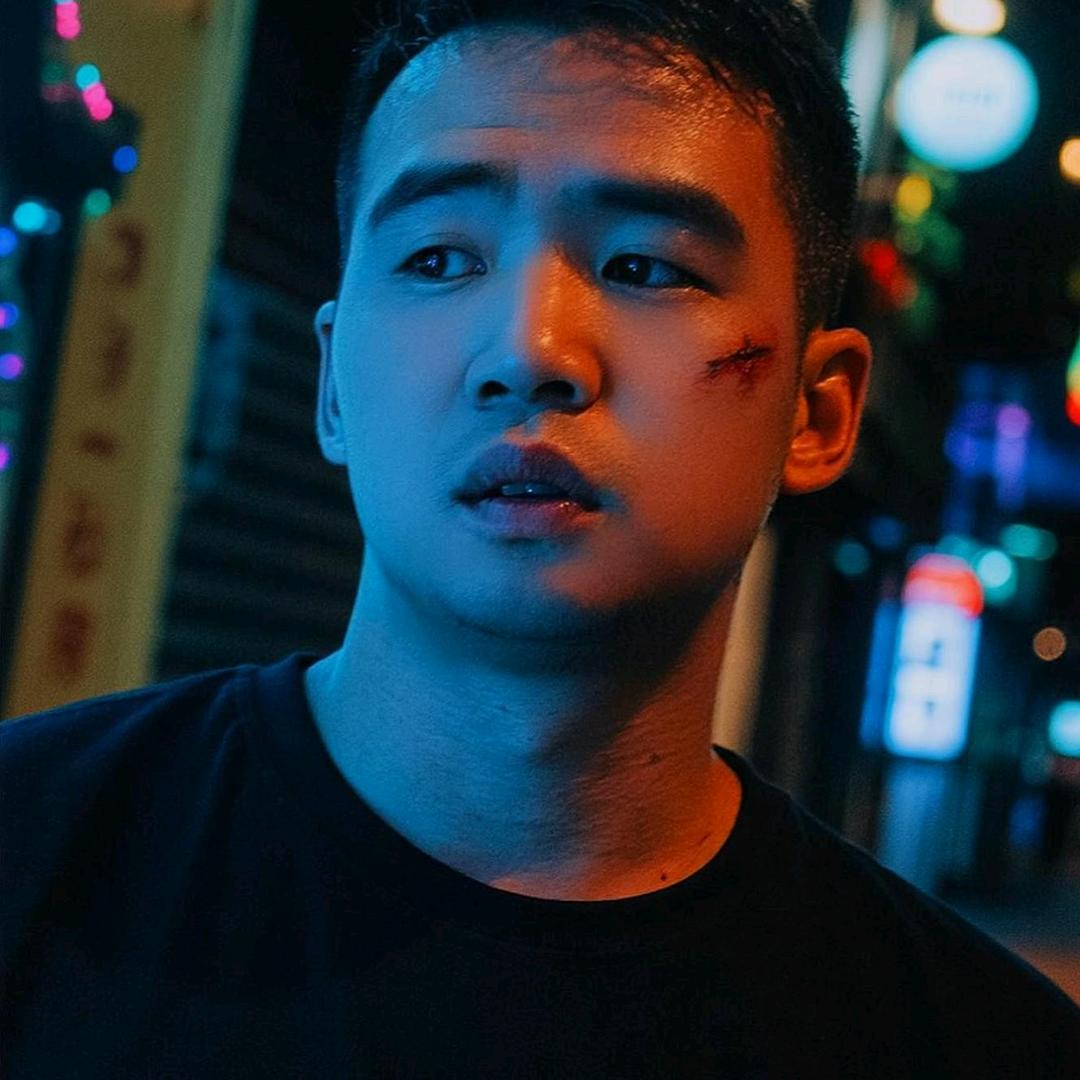 ༺与꧁烟🚬诉🤫心❤️事，吴