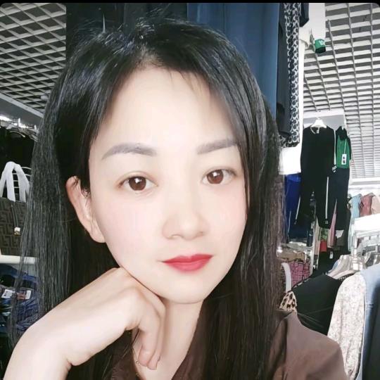 石榴气泡水