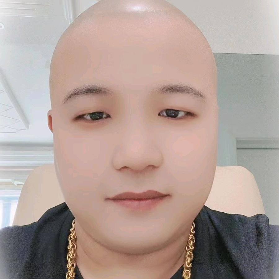 豹哥。