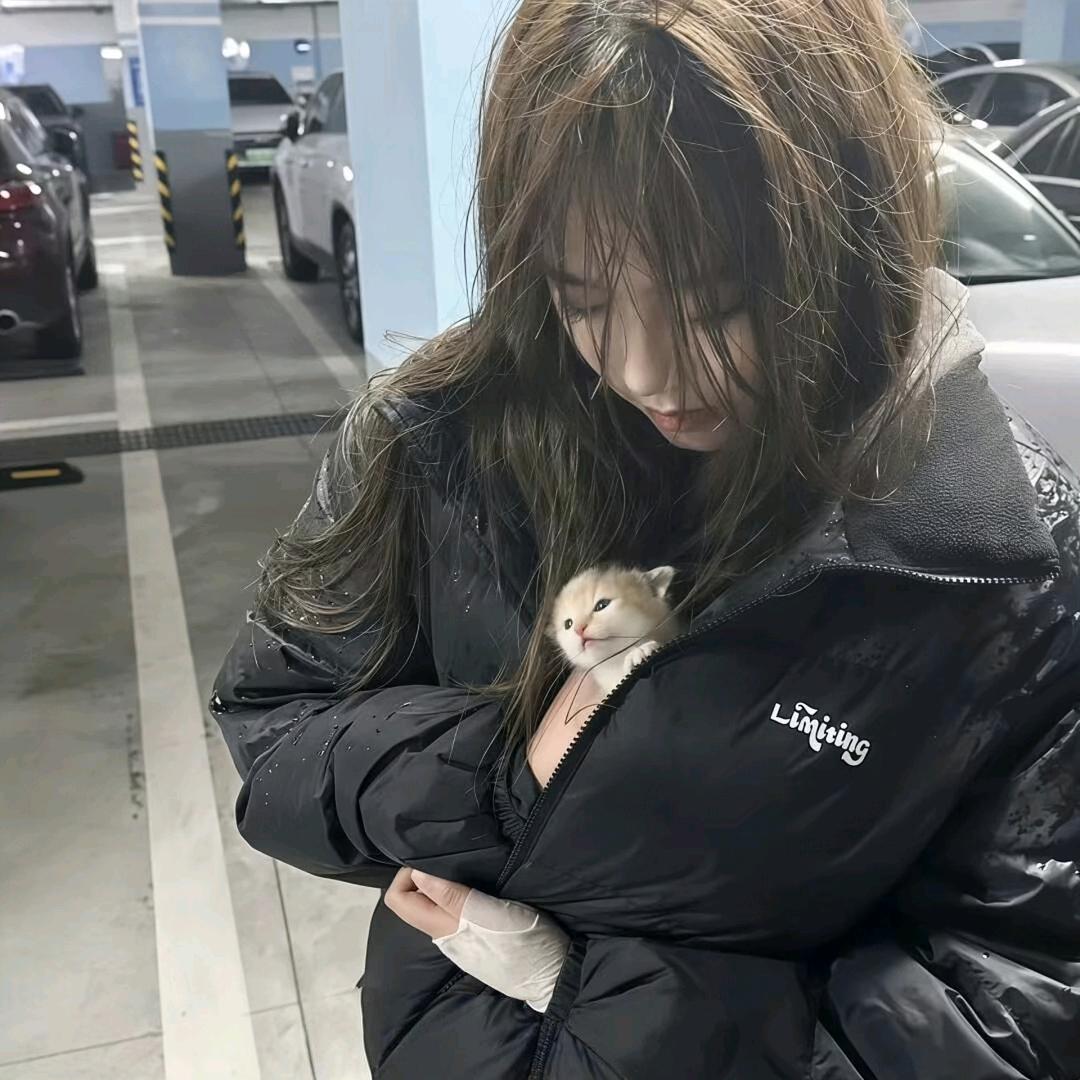 村里的小芳