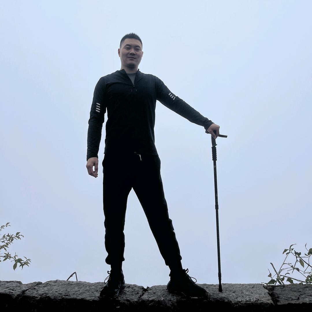 双胞胎兄弟亦星 亦辰