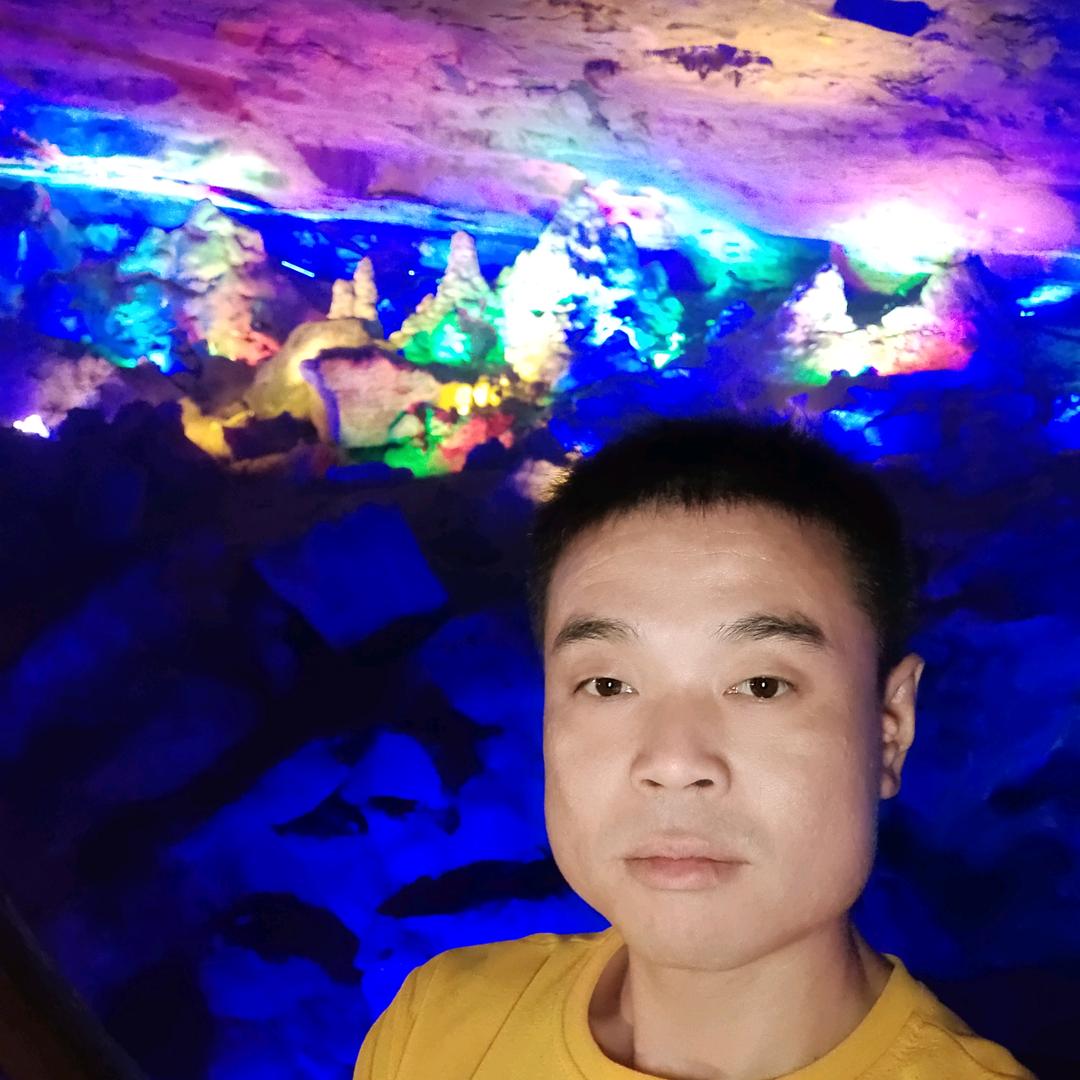 只看不说话
