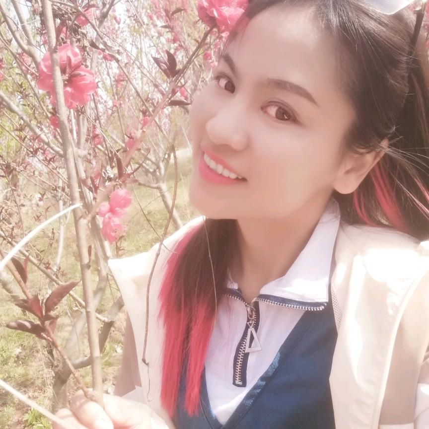 ﾉಥ小猫ಥ抓∠❀老鼠٩//