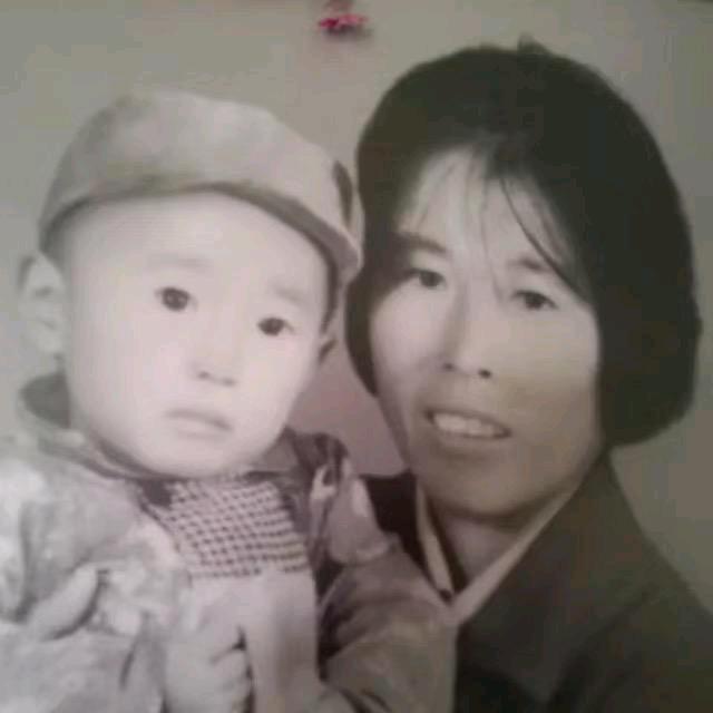 ℯ⃝鲁e冷 ℯ⃝峰@💞