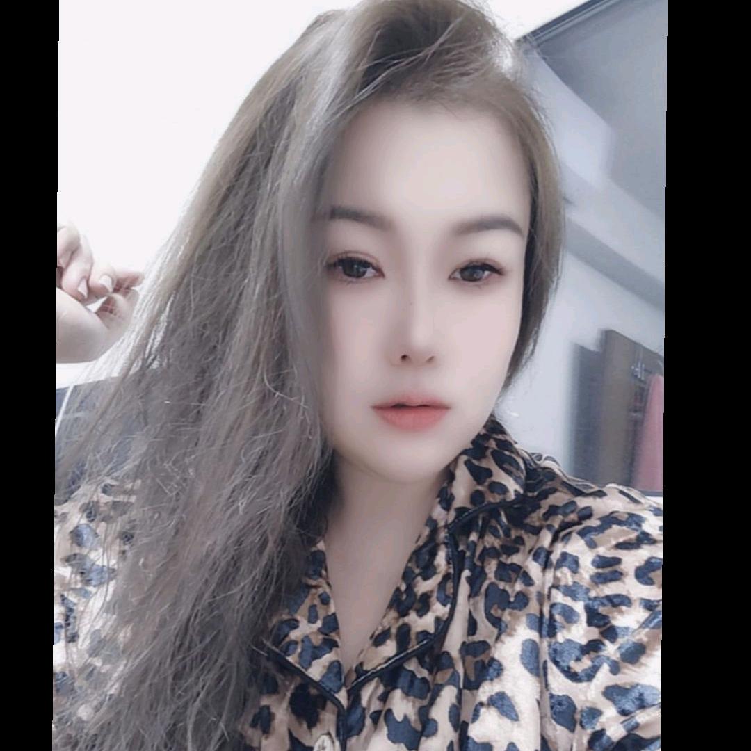 就叫小雪吧℡
