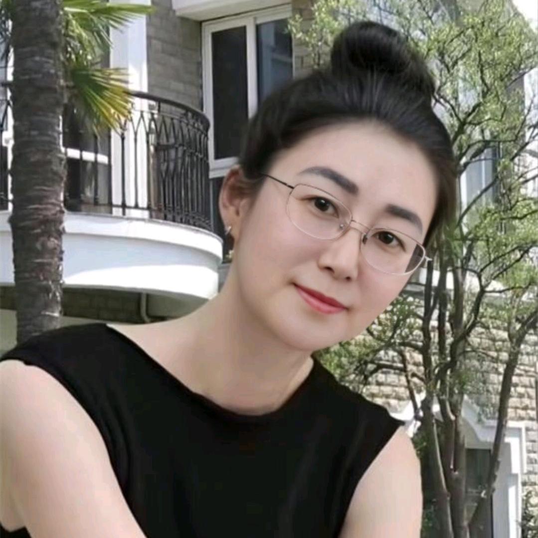 英子，