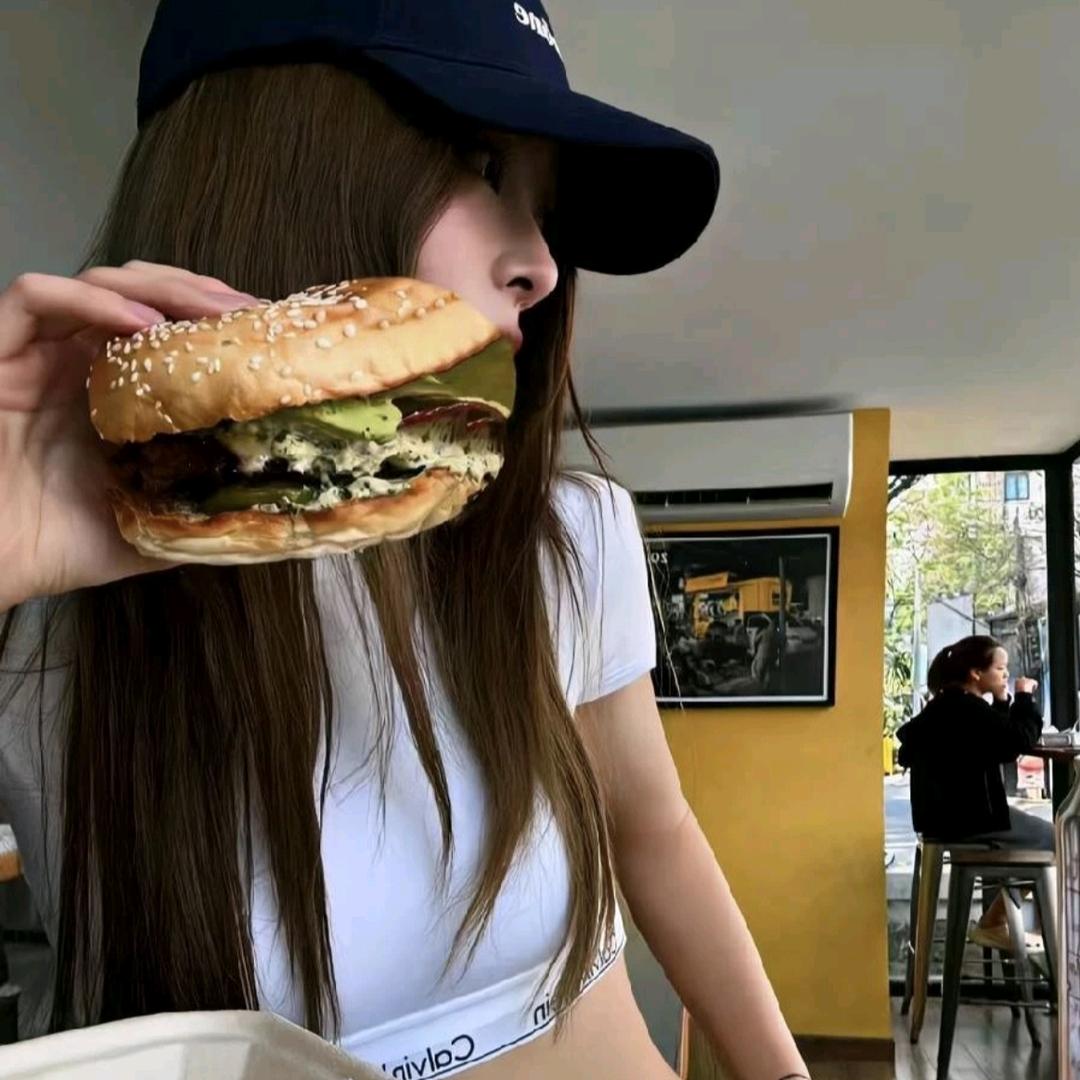 爱吃汉堡🍔