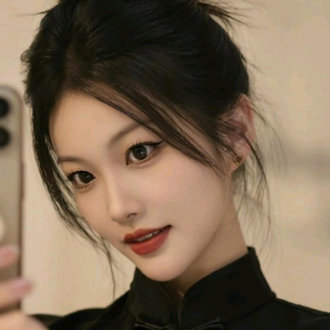 @玲