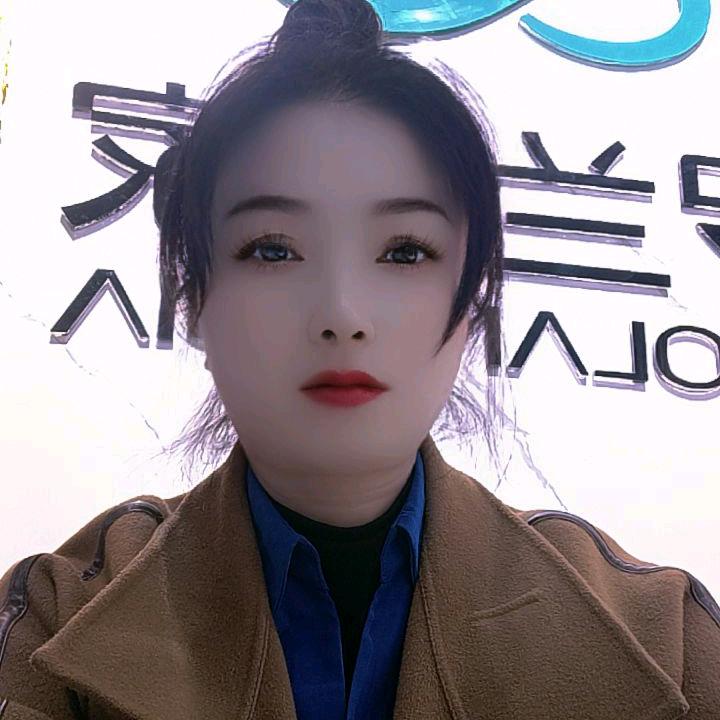 罗兰饰家窗帘:兰姐