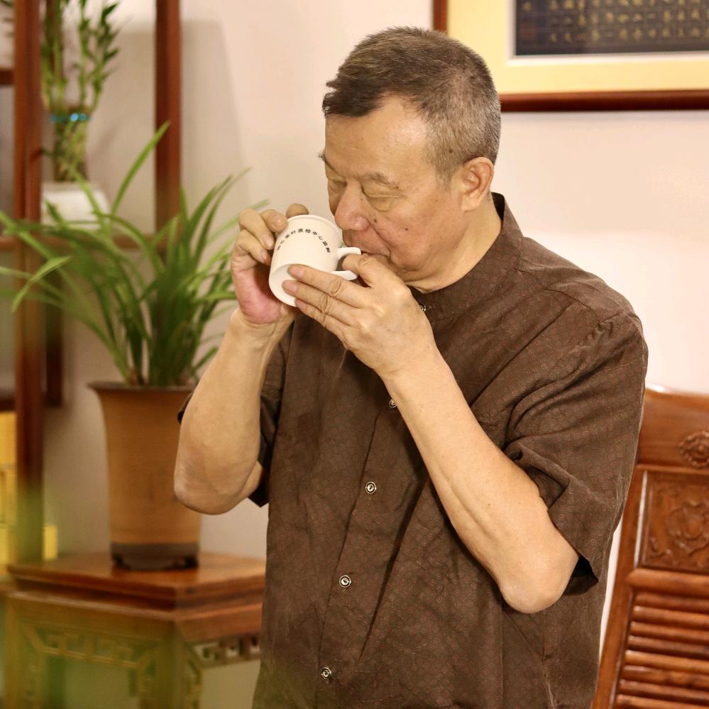 肖鸿说茶