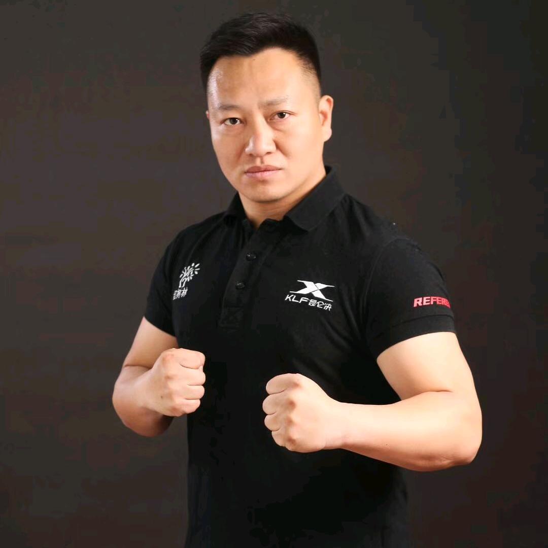 峥嵘搏击石馆长