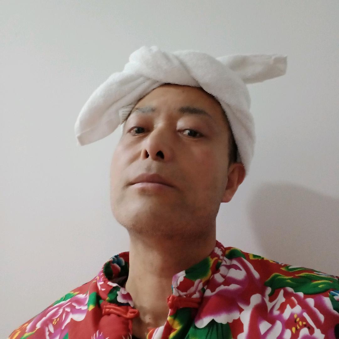 刘明   西安